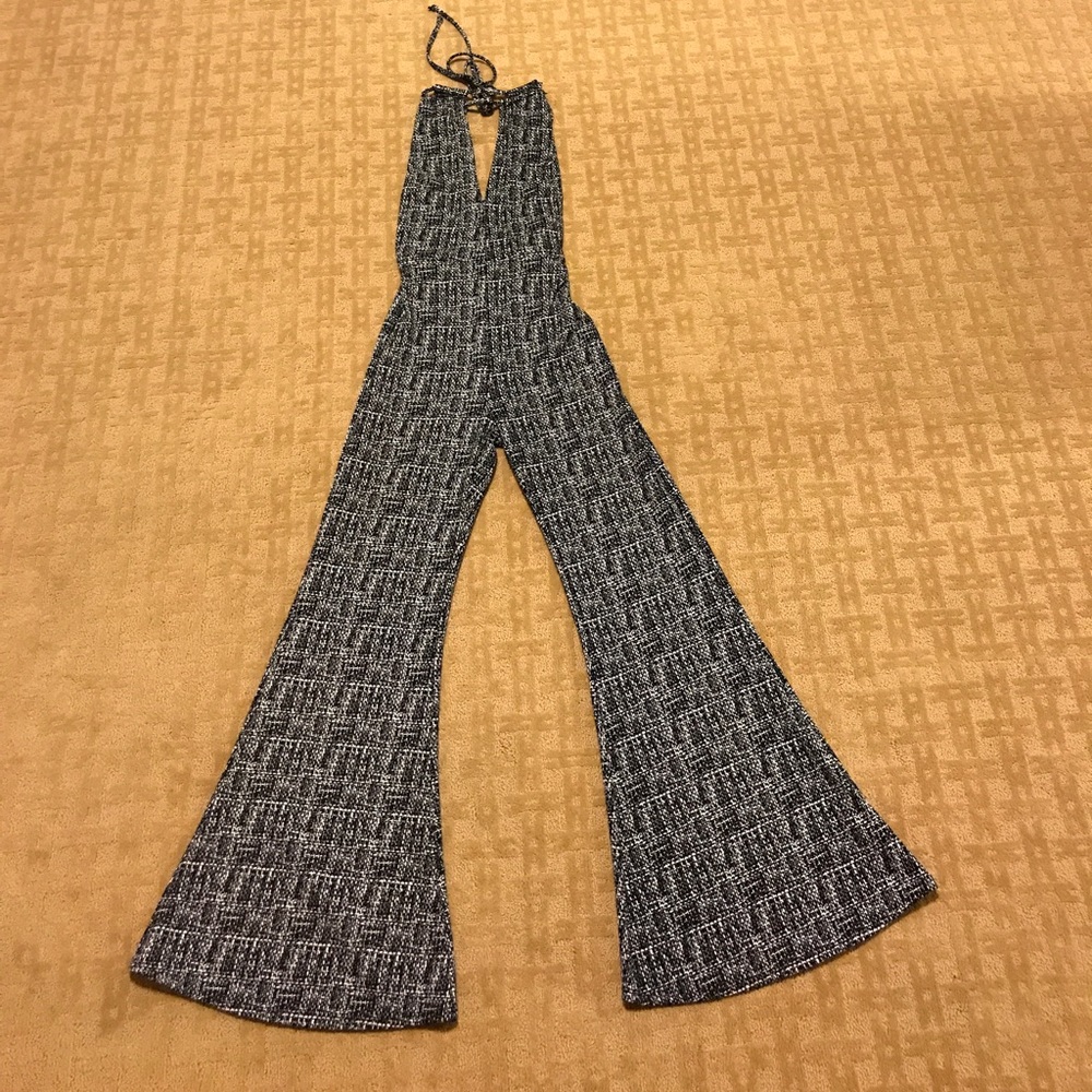 Navy/White Keyhole Jumpsuit