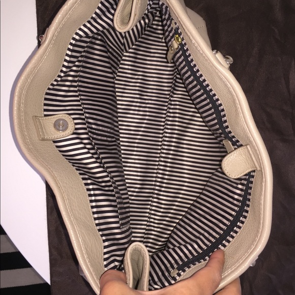 Kate Spade over the shoulder purse - Picture 3 of 3