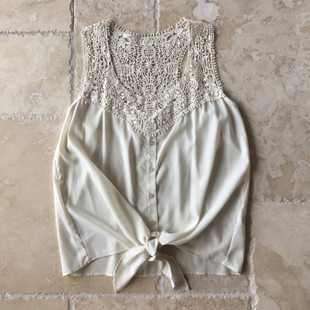 Charming Charlie Tie Front Top w/Lace Detail
