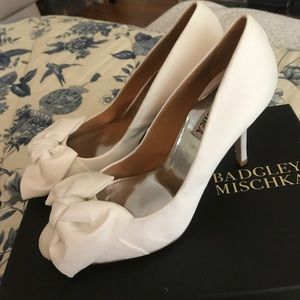 BADGLEY MISCHKA White Satin Pumps