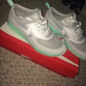 Nike air max thea