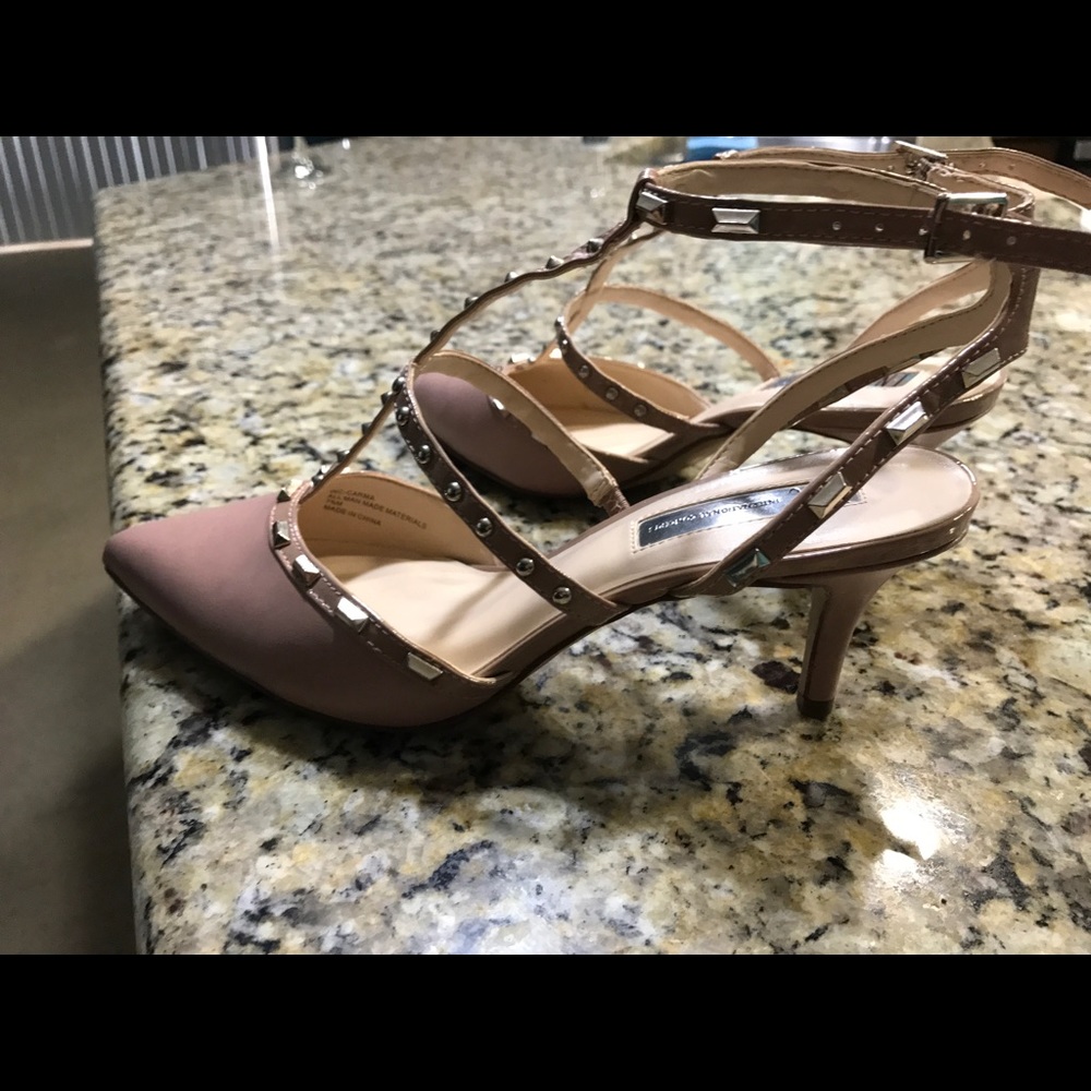 INC Carma Blush Pointy Kitten Heels