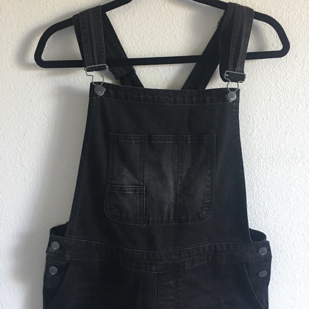 Women's size small black Distressed overalls
