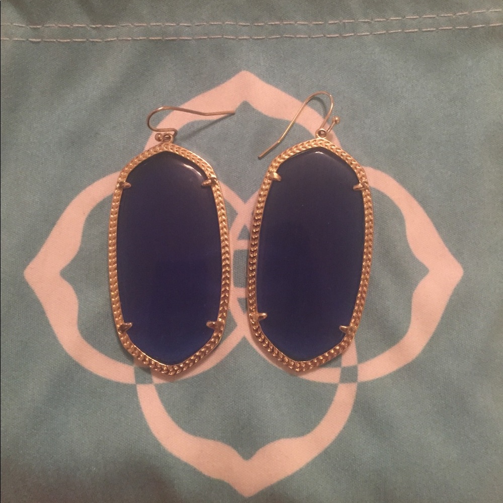 Kendra Scott Danielle earrings