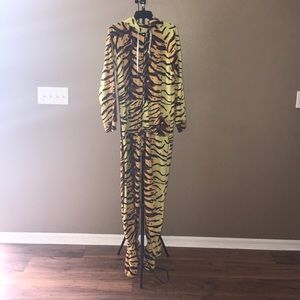 Onesie tiger