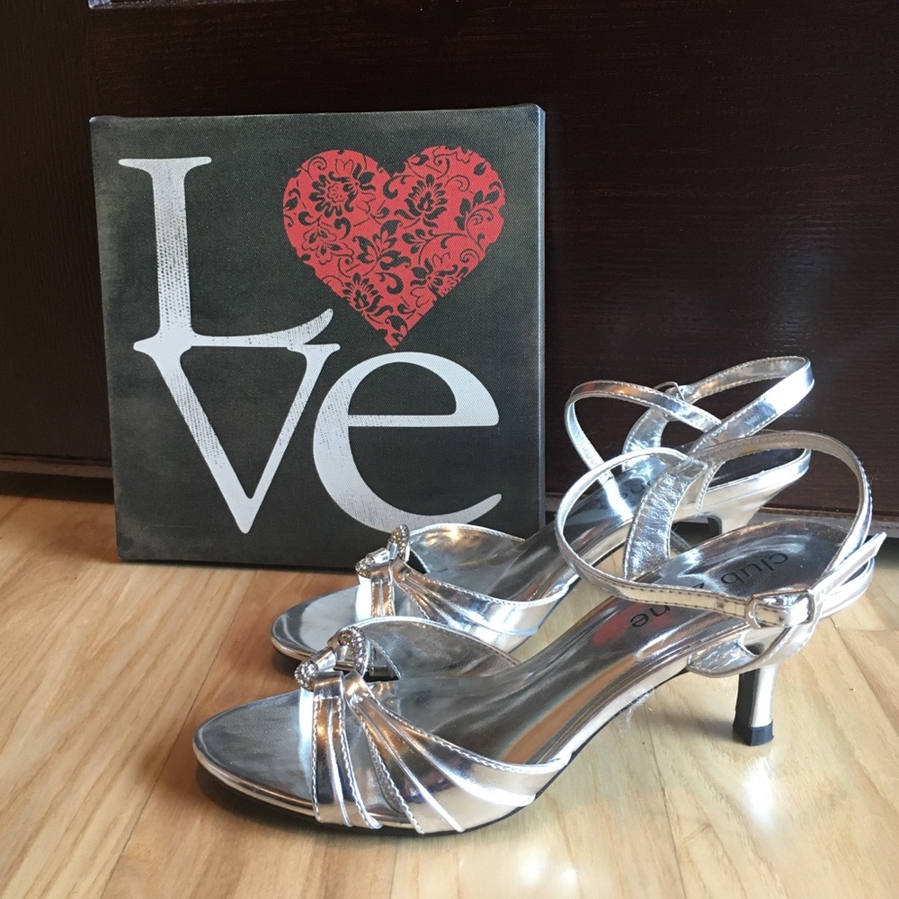 Club Zone silver sandals. Size 6.
