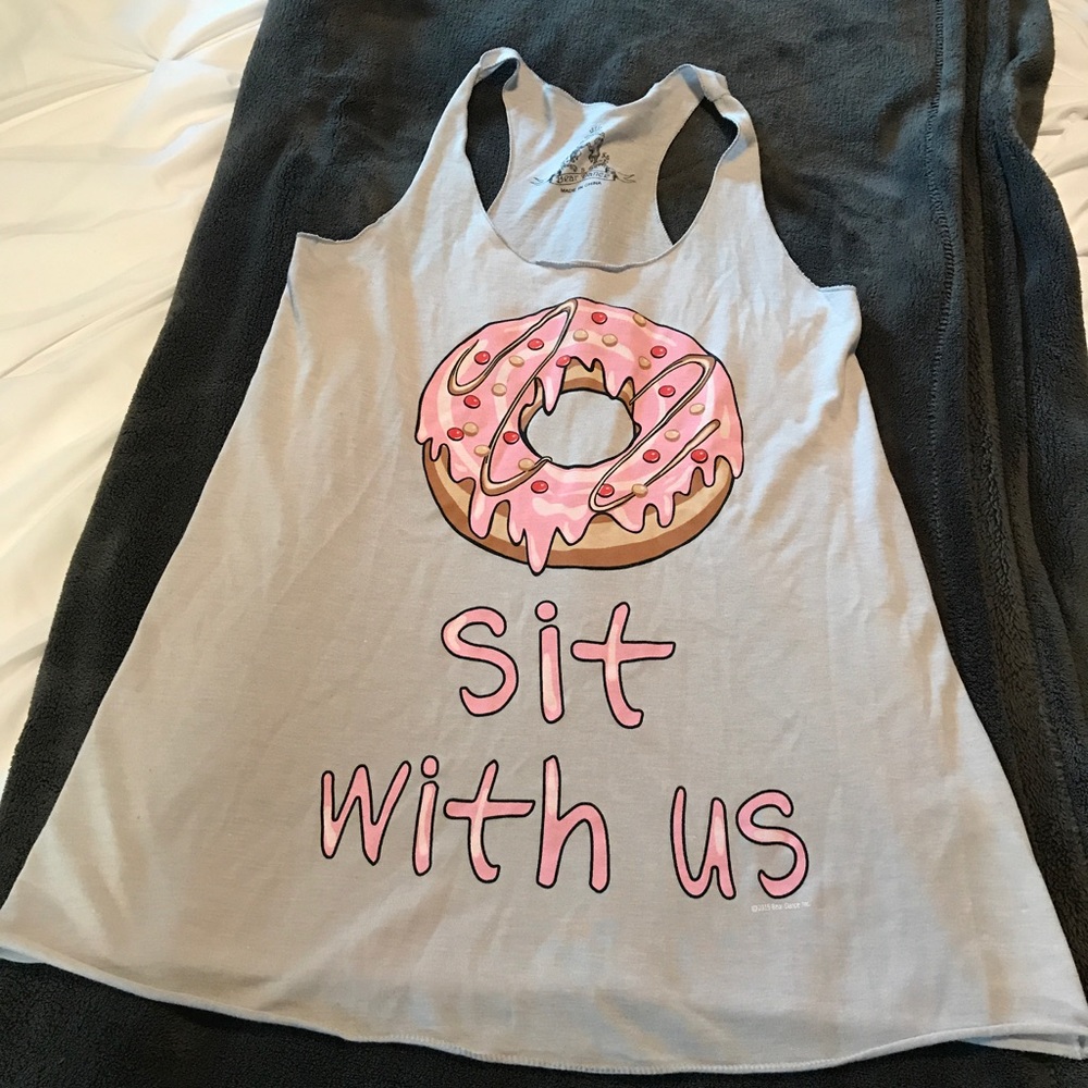 Donut Tank Size Small