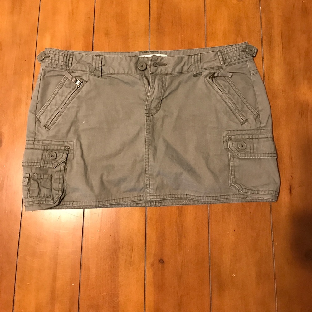 Aeropostale green mini skirt size 5/6