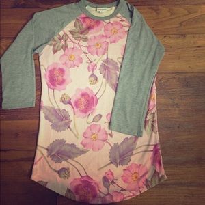 Lularoe Randy Shirt