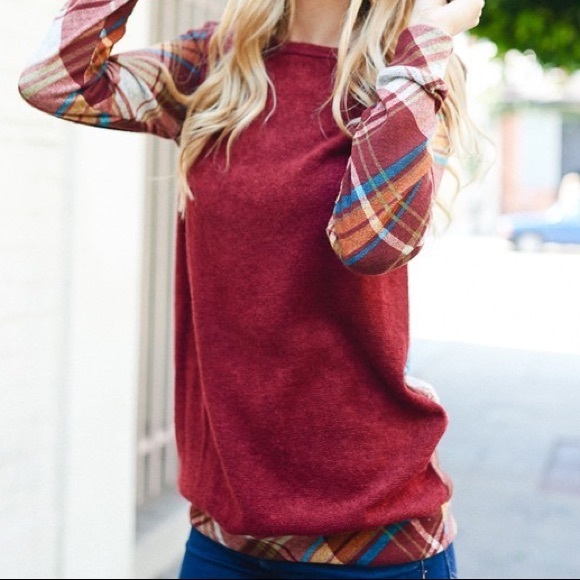 Plaid Countryside Top - Picture 3 of 4