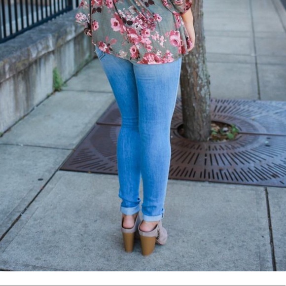 Mule - Picture 3 of 5