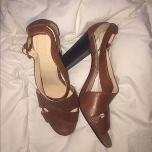 BROWN STRAPPY HEELS
