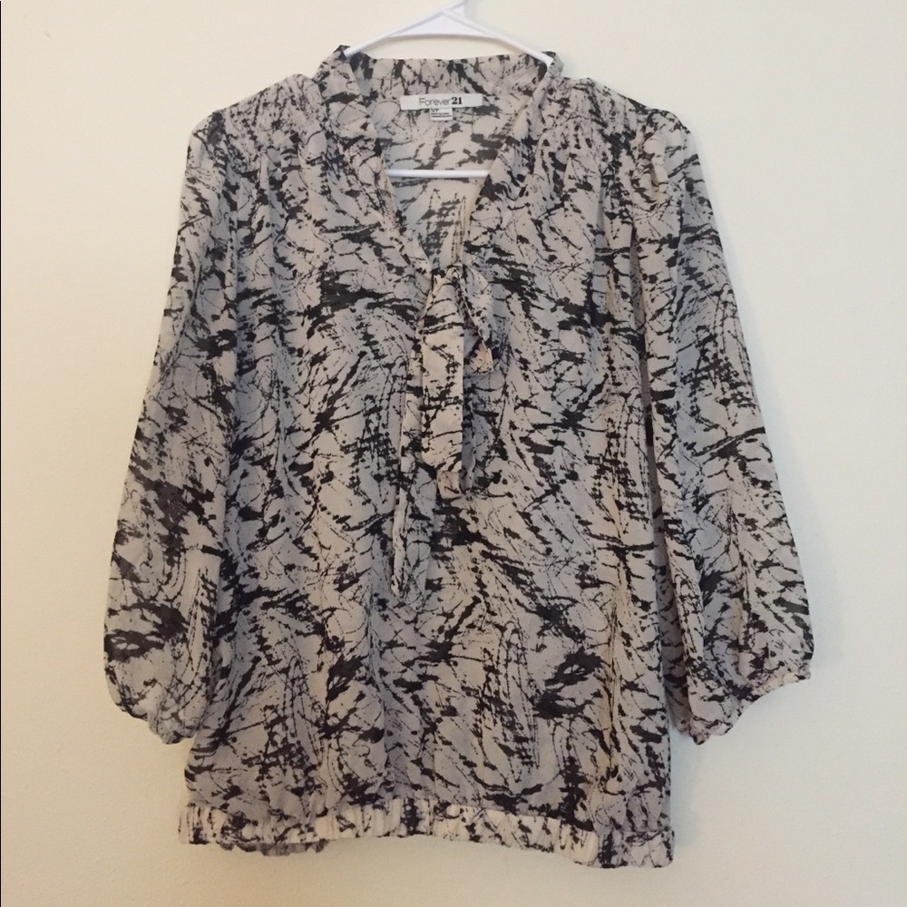 **S O L D** 👓👡 Office/dress top