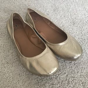 Lucky brand gold metallic flats
