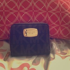 Super Cute Michel Kors Wallet❤️