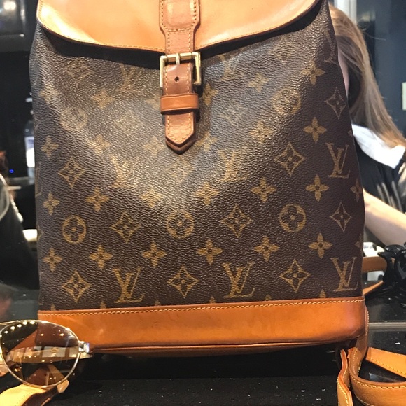 💥💥SOLD 💥💥 Authentic Louis Vuitton Special Soho - Picture 5 of 8