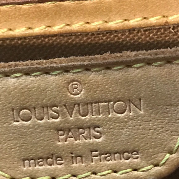 💥💥SOLD 💥💥 Authentic Louis Vuitton Special Soho - Picture 8 of 8