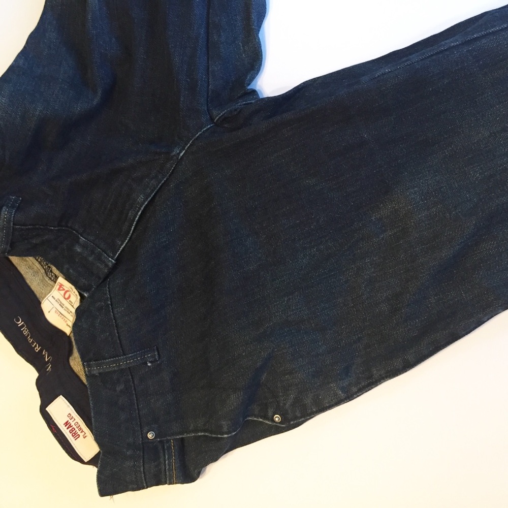 Banana Republic Book Cut Dark Wash/Faded Jeans
