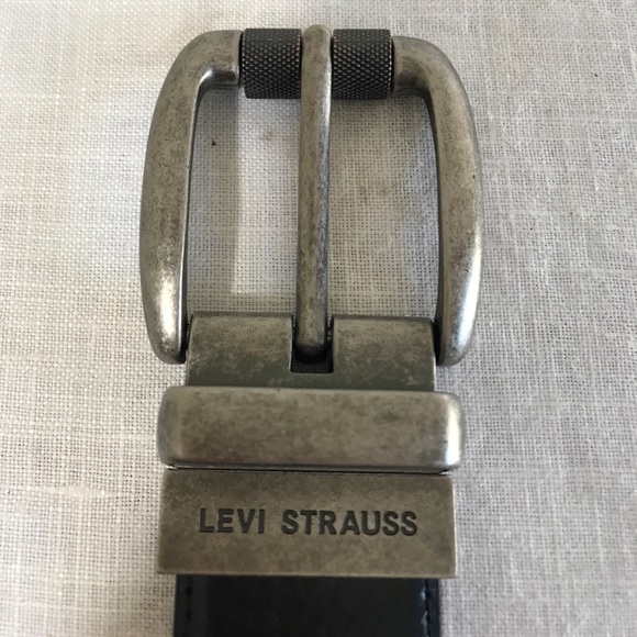 Size 30 Levi's Leather Brown/Black reversible Belt - Picture 5 of 8