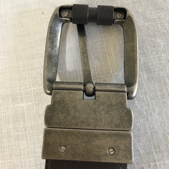 Size 30 Levi's Leather Brown/Black reversible Belt - Picture 7 of 8