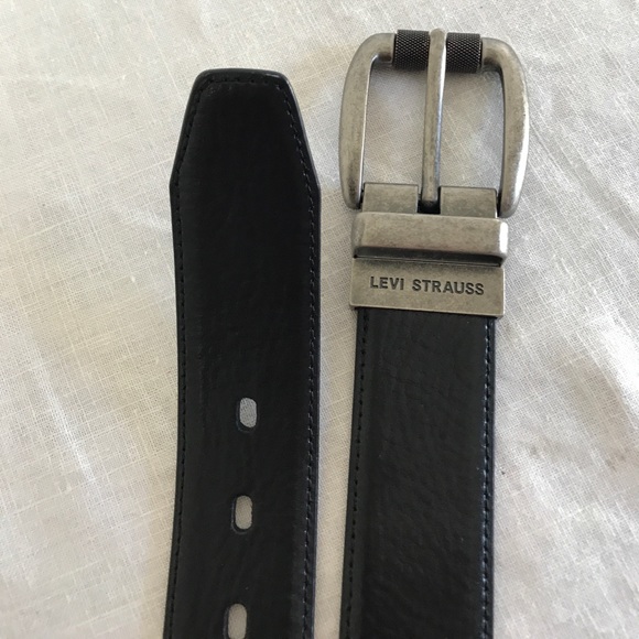 Size 30 Levi's Leather Brown/Black reversible Belt - Picture 6 of 8