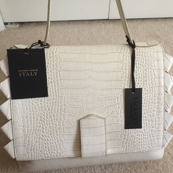 IACUCCI made in Italy leather bag - Picture 2 of 5