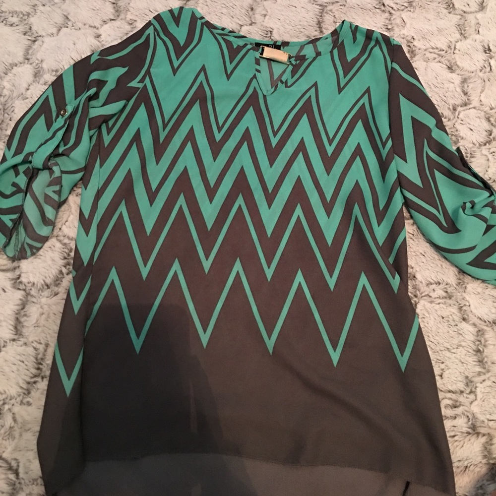 Half sleeve rue 21 dress shirt key hole shirt