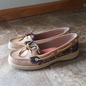 Sperry Top Spider slip ons.
