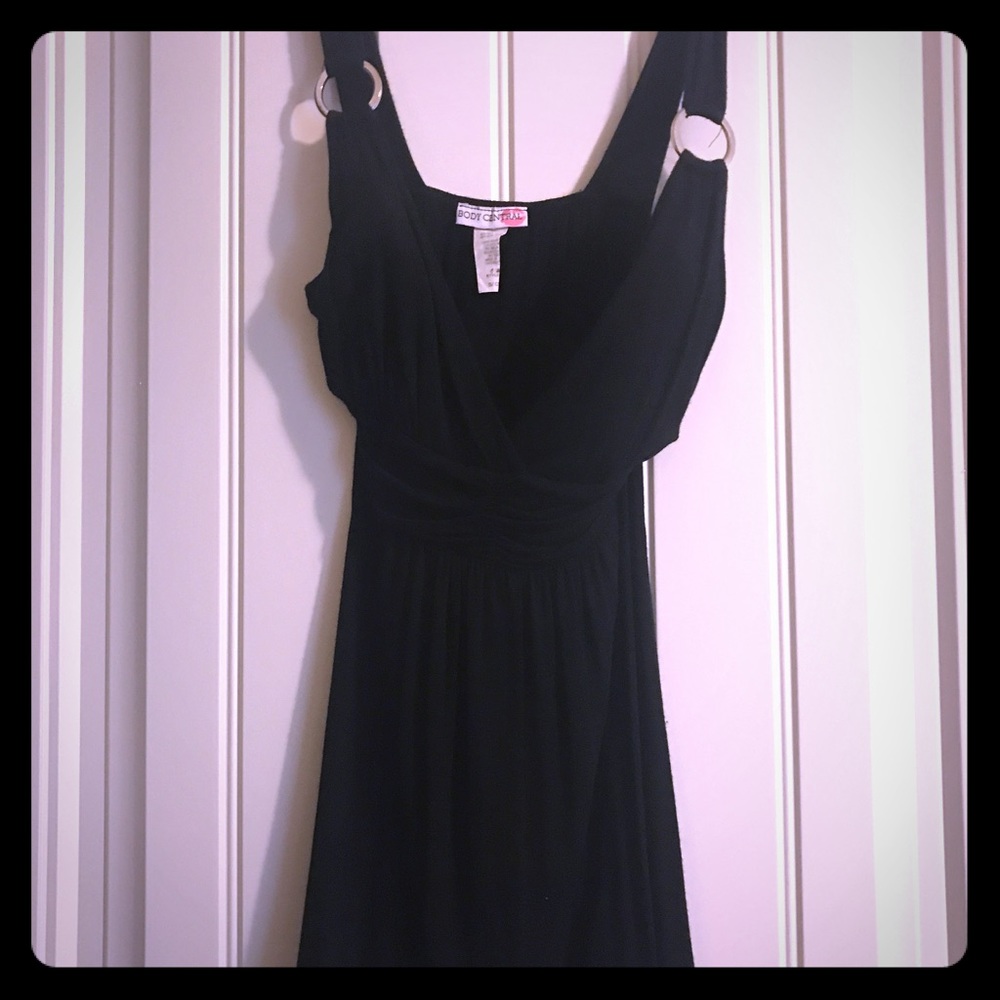 Body Central deep V tank