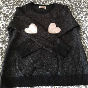 Kittenish Jessie James Decker sweater