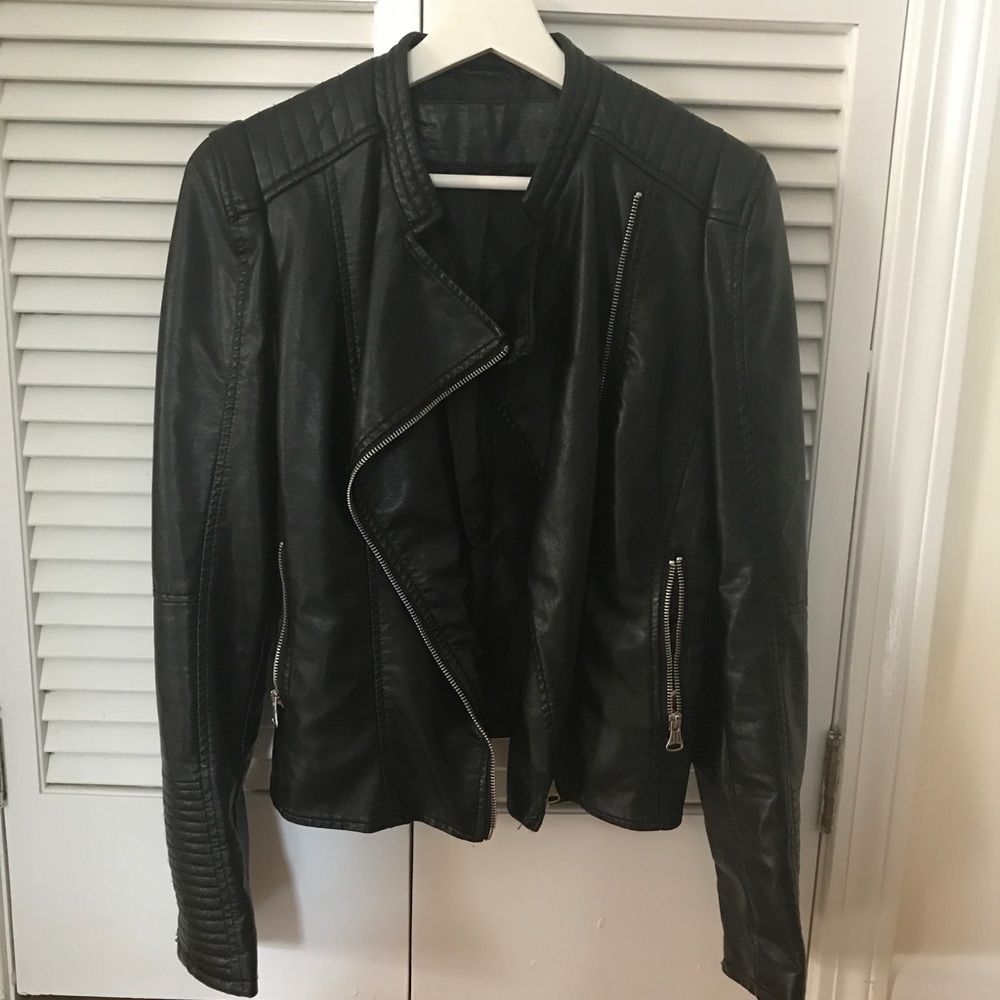 Vintage Black Leather Moto Jacket