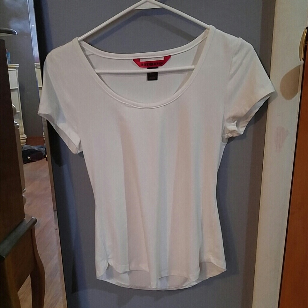 white tee