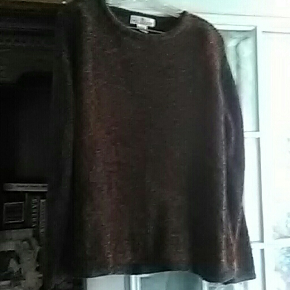THE STUDIO SWEATER