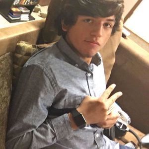 Meet your Posher, Christian