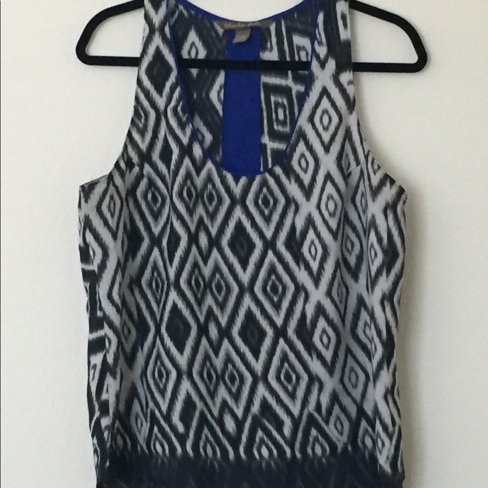 Black and white print sleeveless top