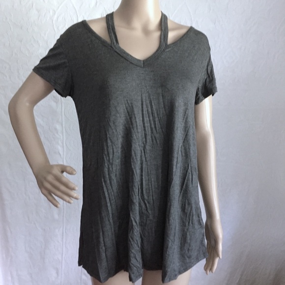 Free Kisses Tops - Gray Strappy Tee