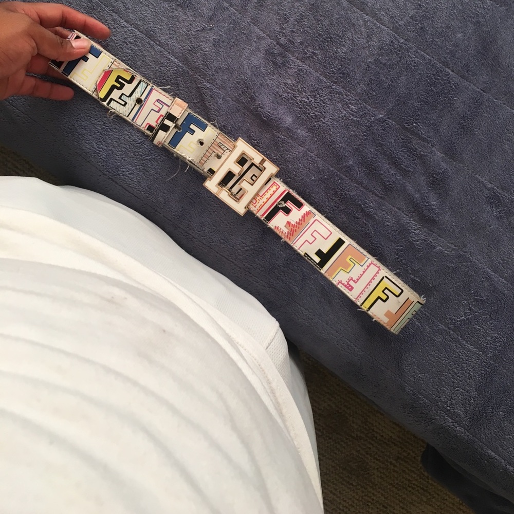 Auentic fendi belt