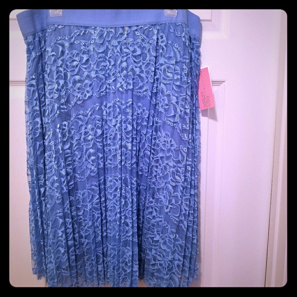 Lacey blue