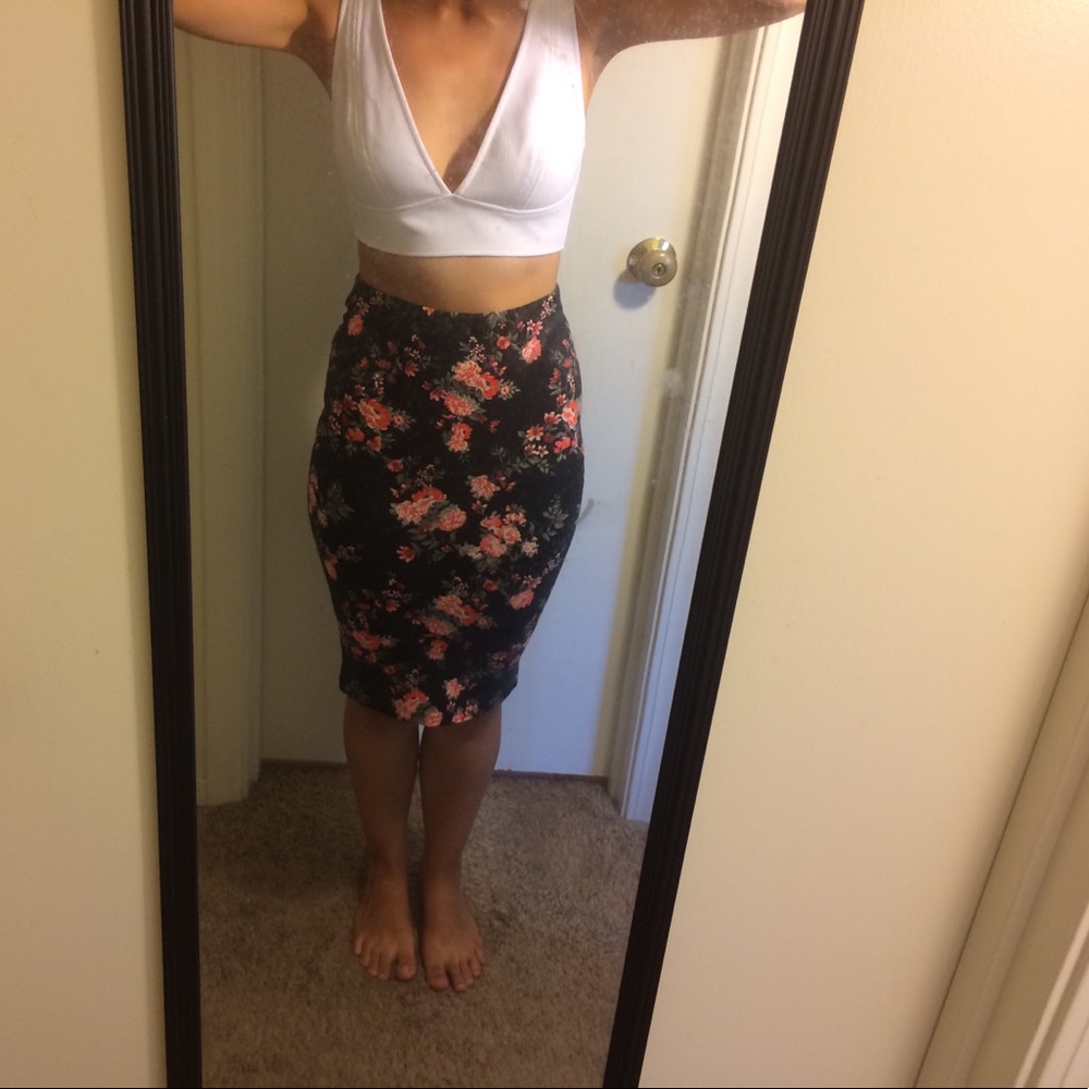 Skirt with crop top