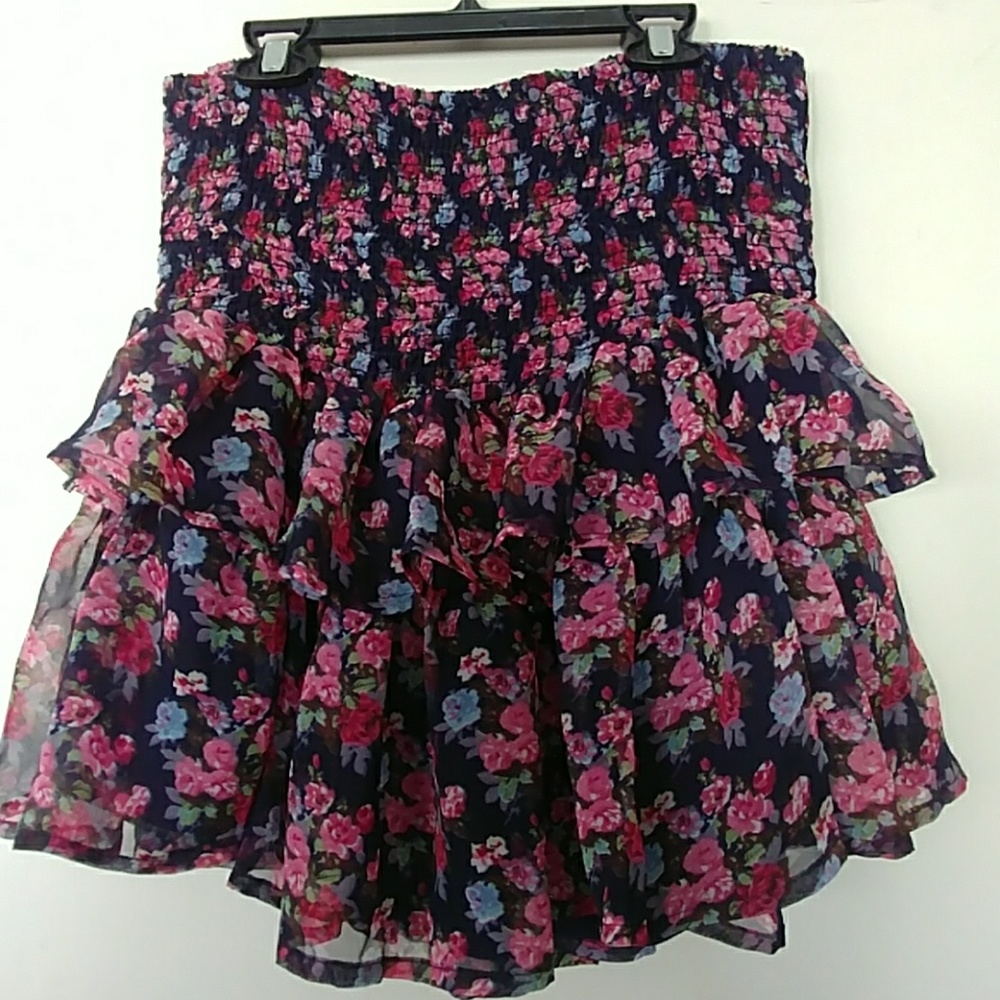 💜💜NASTY GAL HIGH WAIST FLORAL MINI SKIRT SIZE L