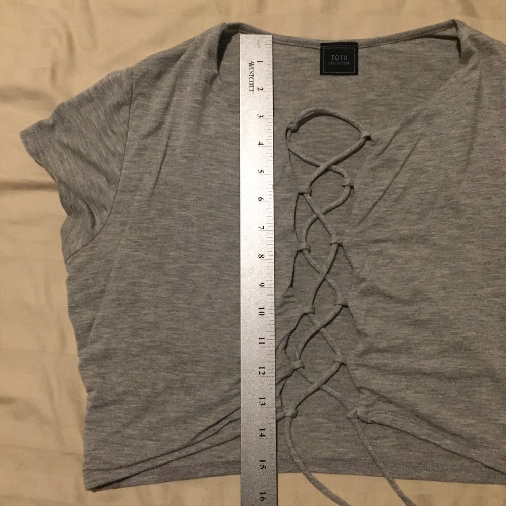 Gray crop top - Picture 2 of 6