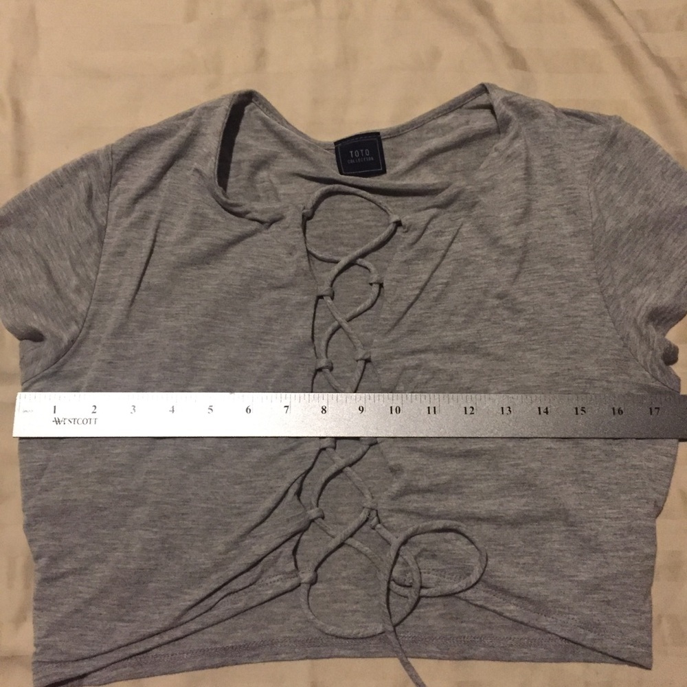 Gray crop top - Picture 3 of 6