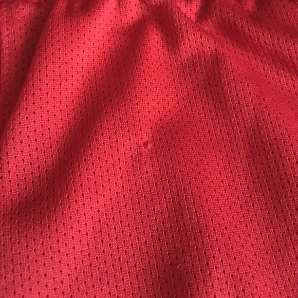 Men's Large Adidas Shorts - Picture 2 of 3