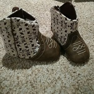 Infant girl cowboy boots