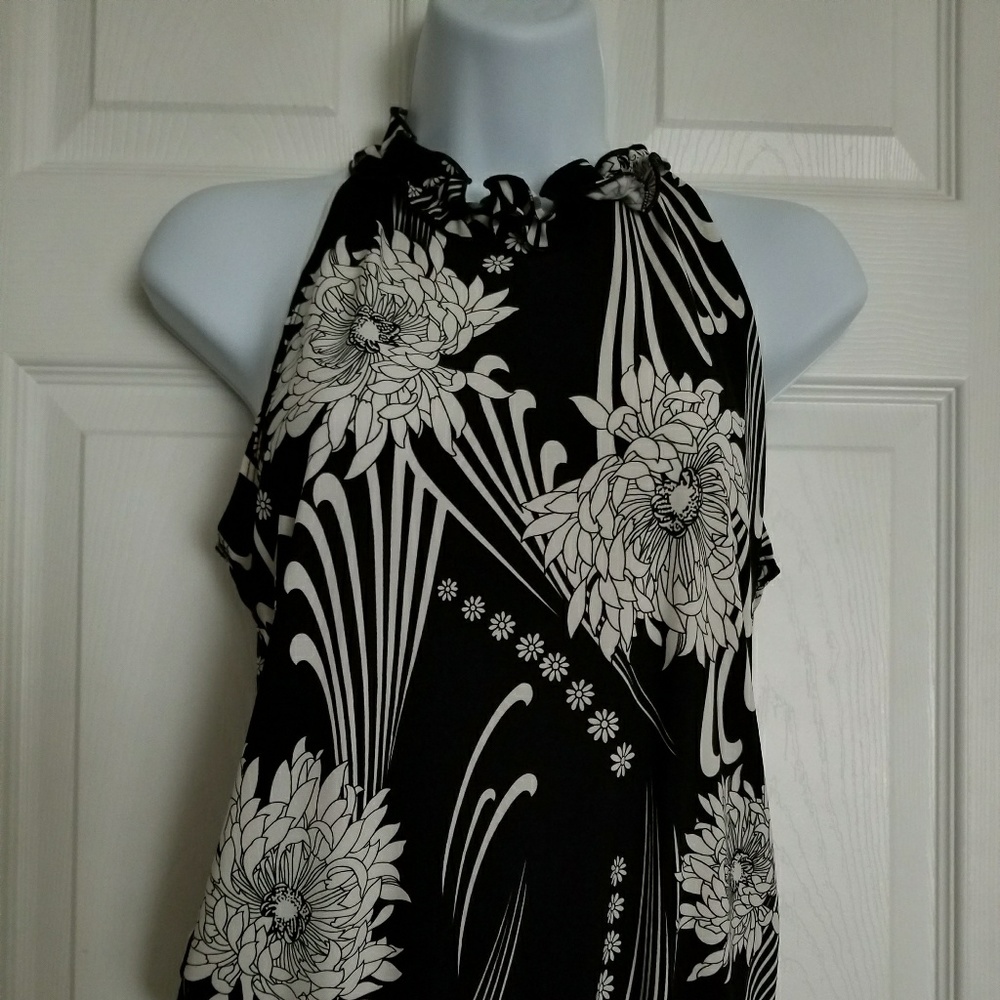 CAROLE LITTLE SLEVELESS TOP