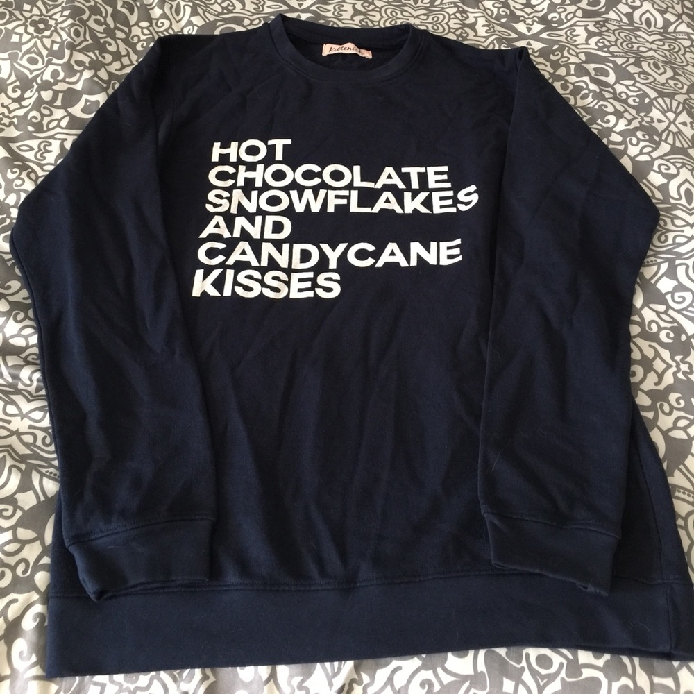 Kittenish Jessie James Decker sweater
