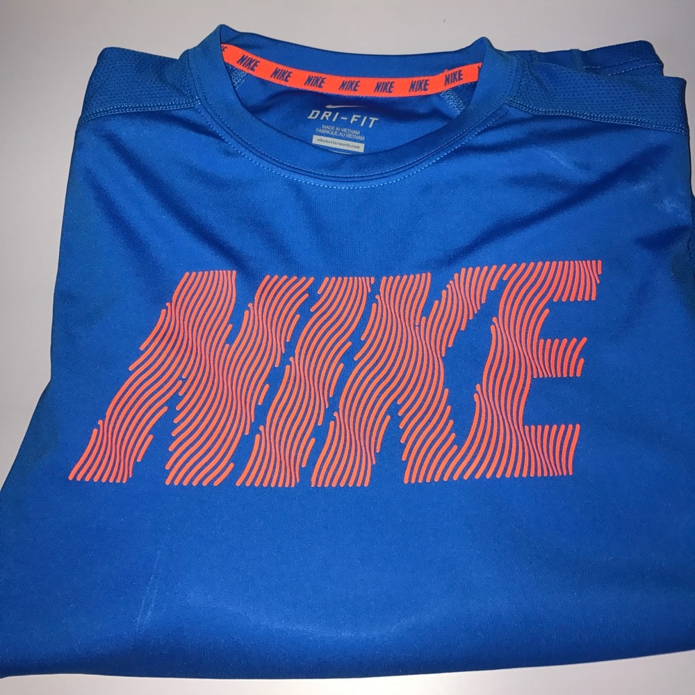 Nike shirt