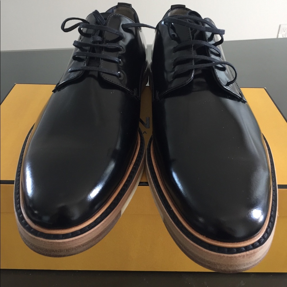 Brand new Fendi oxfords