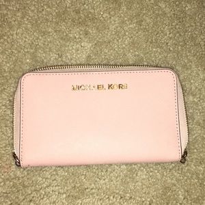 MK medium light pink wallet~