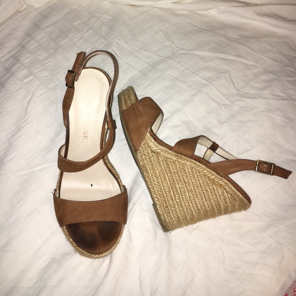 Audrey Brook size 7.5 sandals